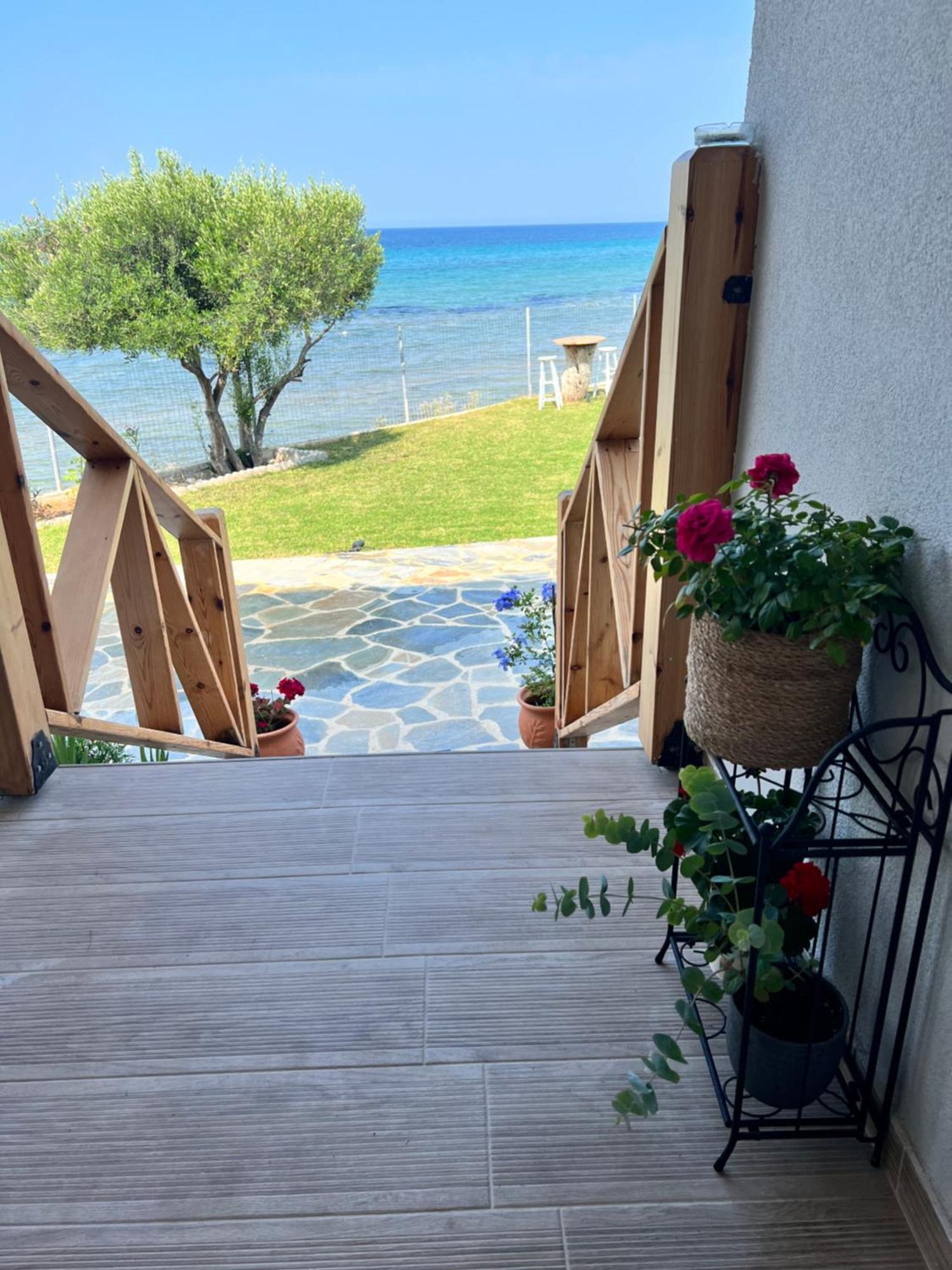 Vergia Beachfront Villa Athina מראה חיצוני תמונה